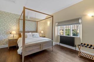 Unique historic house in Bourton on the Water - 1