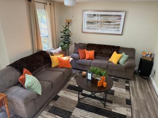 Spacious and tranquil 5br house in charming East Stroudsburg w game room, pets allowed - 9