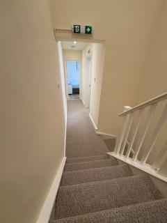 3-bedroom flat for 4, excellent transport connections - 6