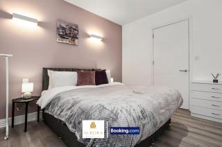 Modern 2BDR Apartment With Free Wi-Fi, Private Parking Near to Heathrow By Aurora WorkNest Short Lets & Serviced Accommodation London - 4