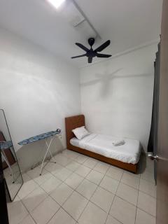 Adyan Permata Homestay Ground Floor - 6