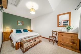 Cosy 2-Bedroom Retreat, Derbyshire Peak District - 7