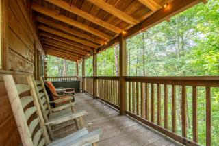 Beary Cozy Cabin By Avada Properties - 6