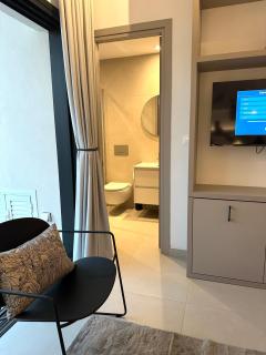 Nesseus Lux Suites - Near Unic & EUC - Nikosia - 8