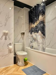 Eldridge Court Apartment - 2