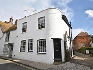 Easter Cottage - Central Rye Effortless Chic Pass the Keys - 4