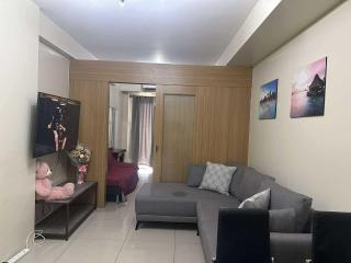 Shell residences Moa Staycation by jeric - 4