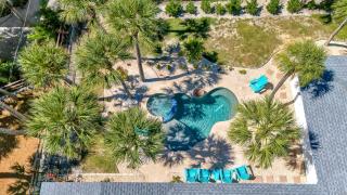 Steps to Beach Pool + Hot Tub 2025 Remodeled! - 9