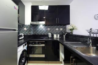 Silk Valley - Chic Studio | 5 mins to Beach - 6