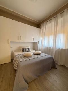 Cozy Apartment in via Canonica - 5