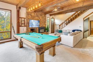 Luxury Home with Hot Tub and Mtn Views in Angel Fire! - 9