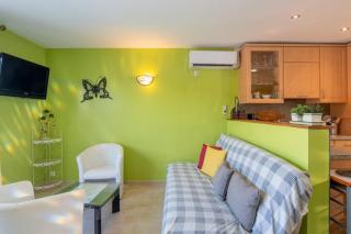 Appartement N°2 - Piscine Partagée - 4