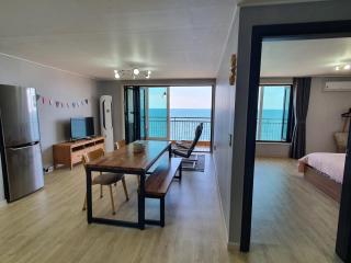 파도소리 즐기는 오션뷰 하우스 - 0