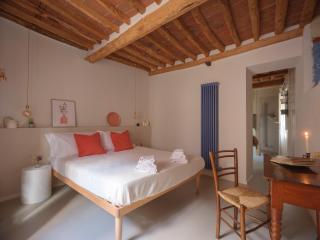 Cosy Design Apt in Lucca Numa Apartments - 4