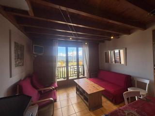 Duplex T4 avec parking et balcon aux Angles - FR-1-593-16 - 9