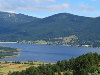 Duplex T4 avec parking et balcon aux Angles - FR-1-593-16 - 1