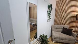 Next to Coco's Apartment - 5