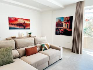 Modern Escape Villa in St Julian with Pool by ArcoBnb - 5