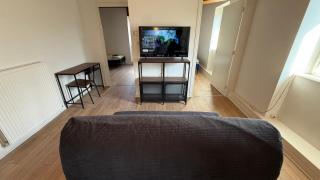 27 CHIC & COSY NOIRETABLE F2 55m2 WIFI SMART TV NETFLIX - 3