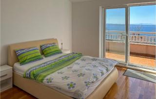 Cozy Home In Podstrana - 7