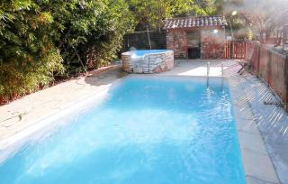 Gorgeous Home In Les Mages - 0