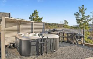 Beautiful Home In Sannidal With Lake View - 2