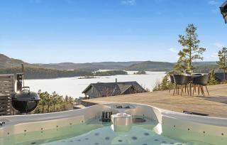 Beautiful Home In Sannidal With Lake View - 0