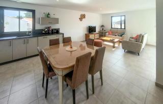 2 Bedroom Amazing Home In Talmont Saint Hilaire - 7