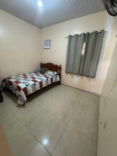 Casa com piscina próximo a praia do atalaia e rua do atalho - 2