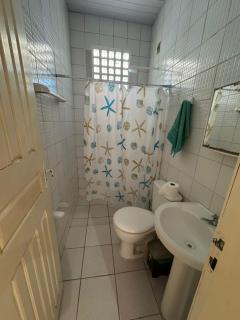 Casa com piscina próximo a praia do atalaia e rua do atalho - 1