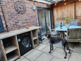 AnchorageWells Entire Cottage with 2, 3 or 4 King Ensuites, parking and pets - 3