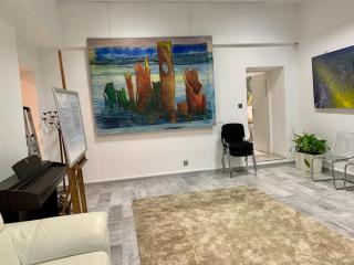 Stay, Work, Meet in Creative Space in Centrum - 7