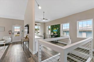 Queens Promise - King Bed - Walkable - AC - 1