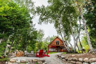 Lakeside Retreat with Hot Tub - 8