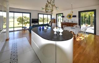 Maison Avec Piscine Et Jacuzzi - 6