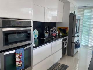 Apartamento con excelente Vista al Mar - 4