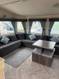 Spacious 10 birth Caravan Golden palm resort chapel st leonards Skegness - 6