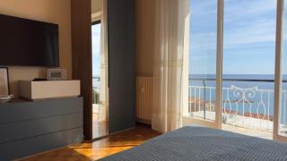 Riviera sea Views from every rooms - 2