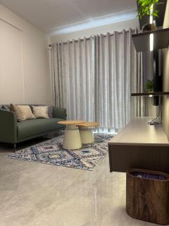 City Oasis - The Panda Nest - 4