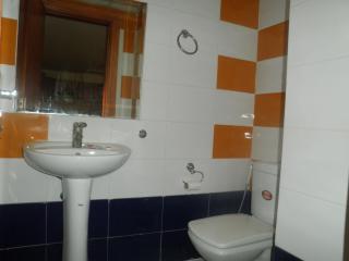 Desert Pearl Hotel Apartment - Manama - 4