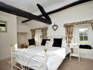 2 Bed in Ullswater SZ276 - 5