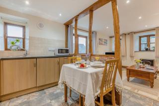 Apple Tree Cottage at Sanctuary Farm - 6