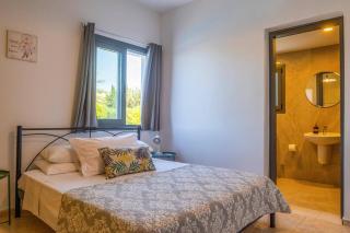 Villa Rhea by Villa Plus - Peyia - 4