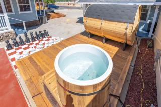 The Cowboy Social Unit 12 - 9