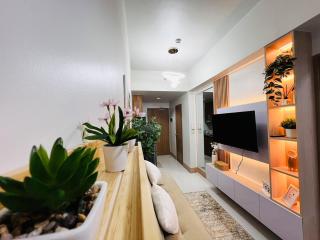 MOA GRAND STAY Suite #01, Newly Turn-over Only! - 0