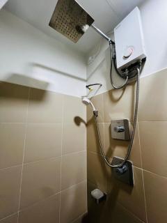 MOA GRAND STAY Suite #01, Newly Turn-over Only! - 1