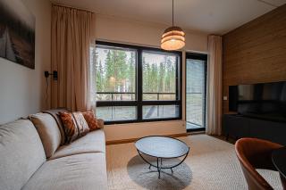 Levillas Levin Cranberry C24 - 8