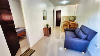 Isla Vida Apartments - 6