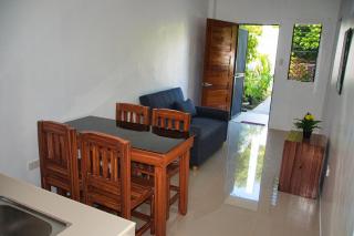 Isla Vida Apartments - 2