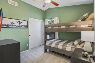 Heated Pool, Hot Tub, Games & more! - 4